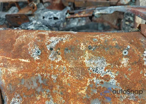 2001 GMC Yukon Xl 1500 Slt из США, поврежденный, VIN 3GKEC16T21G242312